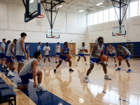 NBA新赛季球员训练营球队备战训练场景